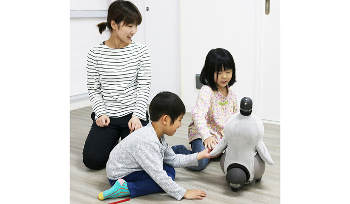 家族型ロボット『LOVOT（らぼっと）』