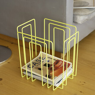 MERLO-T ペーパーコレクター スチール マガジン ラック ビンテージ 機能から生まれる無駄のないスイス的なデザインのマガジンラック