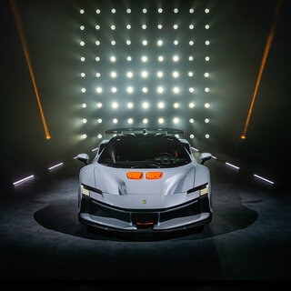 フェラーリの公道走行可能な初のXXモデル「SF90 XX ストラダーレ」が