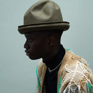 feb21974-e3c4-4d78-aa45-