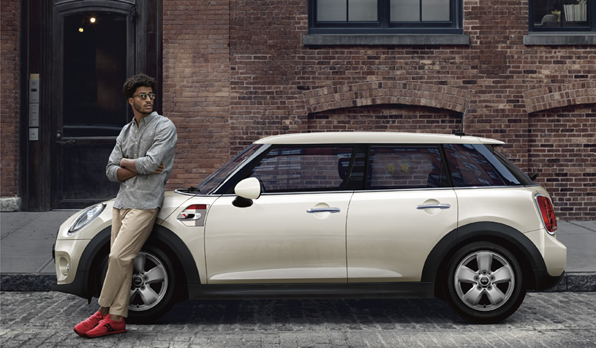 The "Victoria," a Special Edition MINI Infused with British Charm