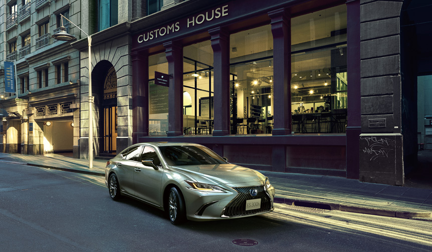 新型「レクサスES」日本発売開始｜Lexus