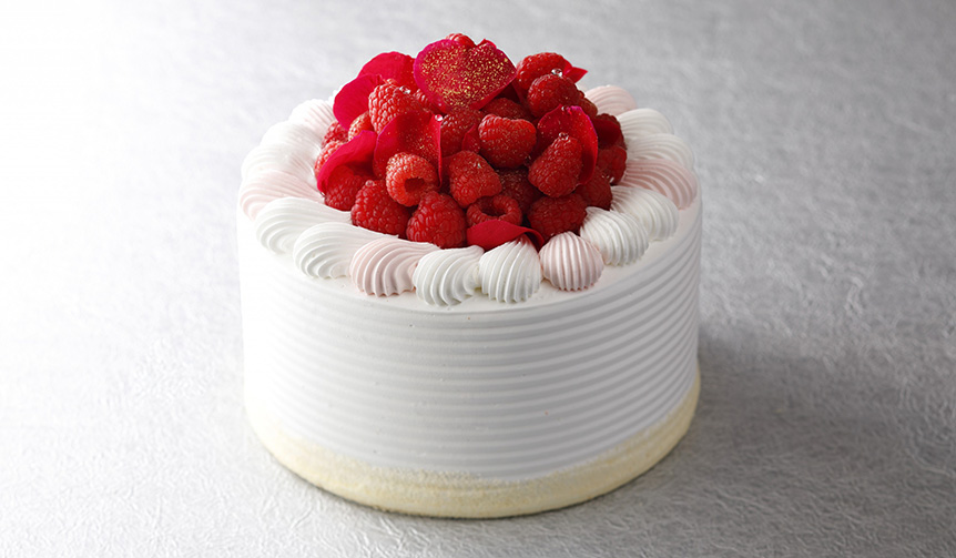 Christmas Cake in Collaboration with Pierre Hermé Paris | HOTEL NEW OTANI