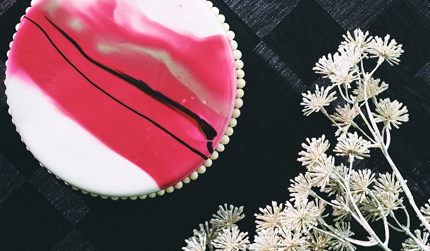 Reservations Open for Limited-Edition Christmas Cakes & Sweets to Illuminate Your Holy Night | CONRAD TOKYO