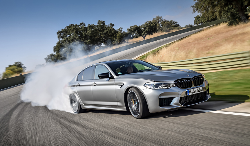 サーキット走行性能を高めたM5コンペティション誕生｜BMW