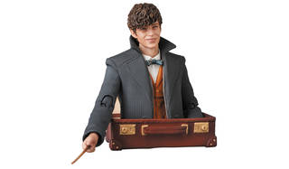 MAFEX ニュート・スキャマンダー｜MEDICOM TOY - Web Magazine OPENERS