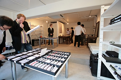 Joint Exhibition of Three Eyewear Brands (1): YELLOWS PLUS