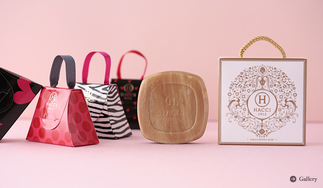 SPECIAL Selection | Michiko Fujiwara's Daily Favorites