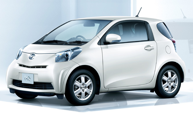 TOYOTA iQ | The 25th Installment (Part 1) | A Car That Shatters Automotive Hierarchy