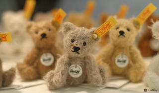 リヤドロブティック銀座本店に「シュタイフ」のフロア誕生 - Web