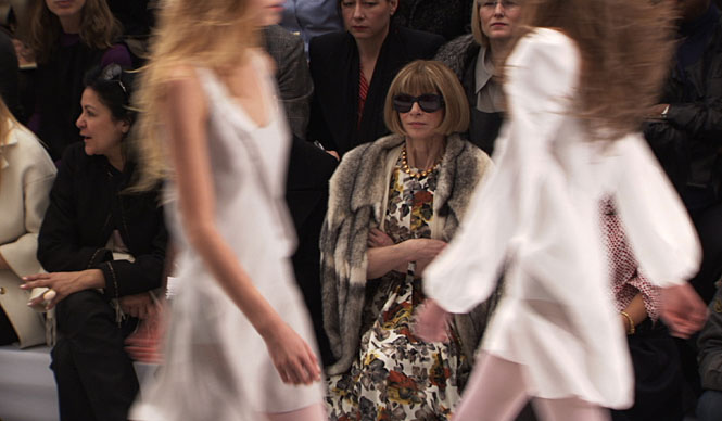 Continuer: Hosts a "THAKOON" sunglasses fair.