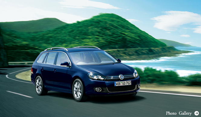 Volkswagen Golf Variant A Premium Edition with Enhanced Equipment is Born