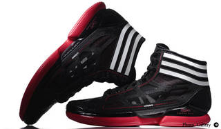 アディダス　アディゼロ　クレイジーライト ☆Adidas Crazy Light アディダス クレイジーライト