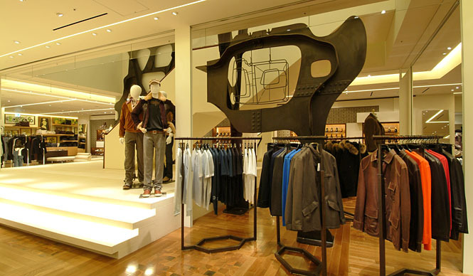 BARNEYS NEW YORK | Ginza Store Celebrates 7th Anniversary with Special Event