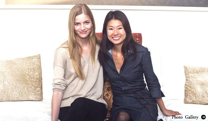 Munemi | An Interview with Popular Model Annemarie van Dijk on Her Life and Work