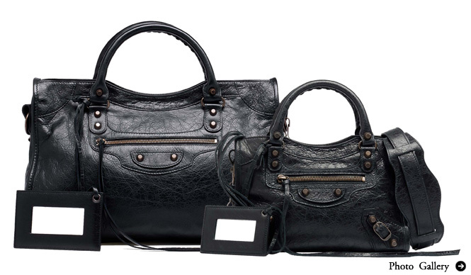 BALENCIAGA｜アイコンバッグがミニサイズになって登場