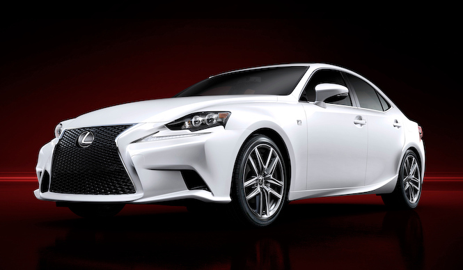 レクサスIS、デビューに先駆けて写真公開｜Lexus