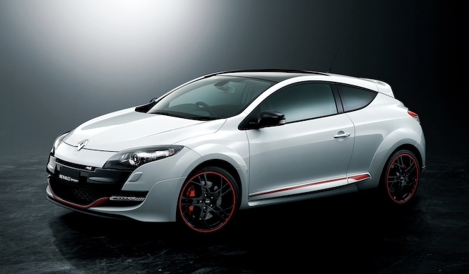 メガーヌR.S.がエコ装備を獲得｜Renault