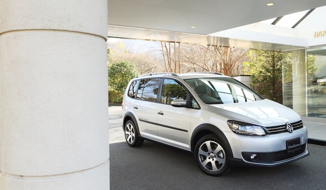 Test Drive: Volkswagen Cross Touran | Volkswagen
