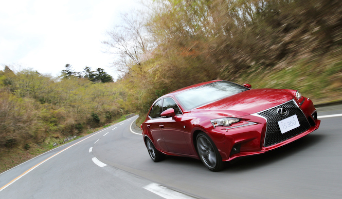 モデルチェンジを果たした レクサス ISに先行試乗｜Lexus
