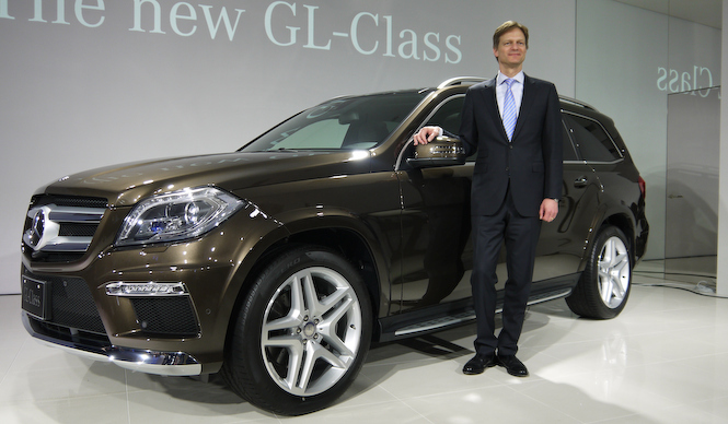 Mercedes-Benz GL-Class: The Luxury SUV Arrives in Japan
