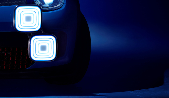ルノー、新コンセプトカーをモナコで披露｜Renault