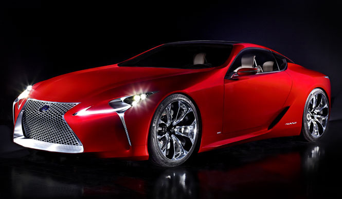 LEXUS｜東京・青山の交差点のビルボードに巨大トリックアート出現