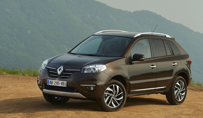 ルノーのSUV コレオスがマイナーチェンジ｜Renault