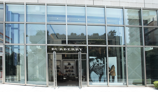 BURBERRY｜国内4店舗目にして最大級の旗艦店「バーバリー 六本木」に潜入！