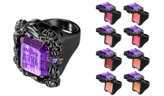ANNA SUI｜まるでアンティークジュエリーのような、美しきルージュ