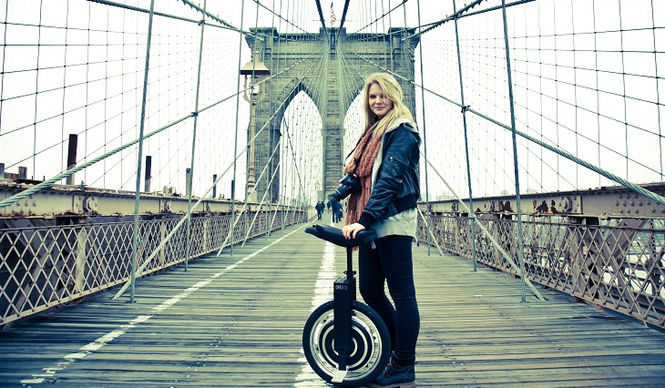 A Stylish Electric Unicycle by Focus Design