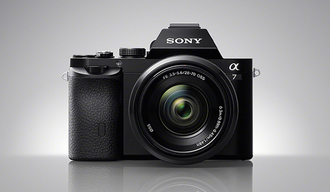 Sony | Birth of the world's first full-frame mirrorless interchangeable-lens camera, the α7 and α7R.