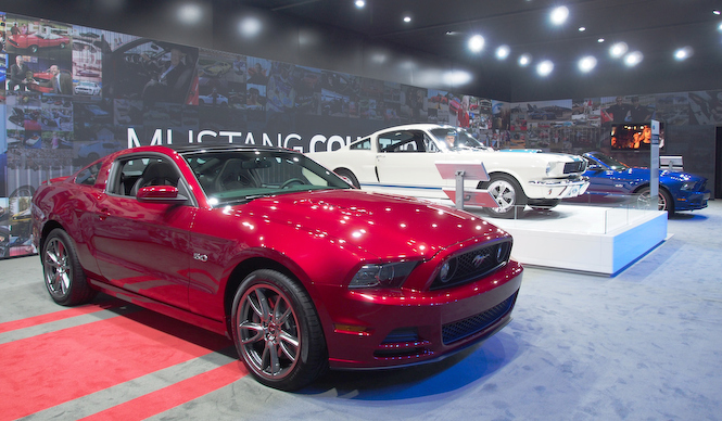 新型マスタング発表のカウントダウンイベント開催｜Ford