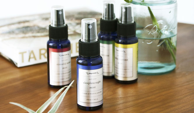 plug aroma | Effortless aromatherapy, anywhere, anytime. Four portable mists.