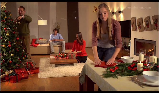 AMGからのメリークリスマス｜Mercedes-Benz