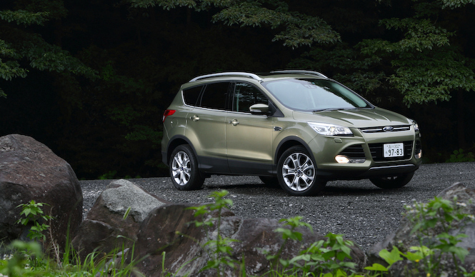 フォードのあたらしいコンパクトSUV、クーガに試乗｜Ford