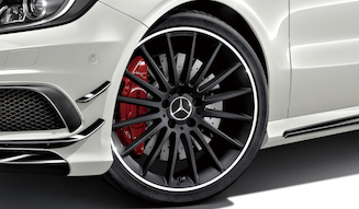 A 45 AMG: A Distinctive Special Edition | Mercedes-Benz