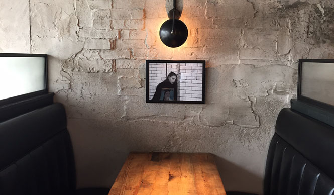 EAT | "SMITH," a Dining Bar Offering Food and Music in an Artistic Space, Opens