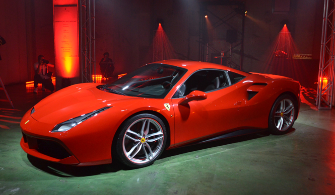 フェラーリ 488 GTB、ついに日本へ上陸｜Ferrari