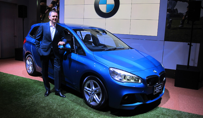 BMWの7人乗りミニバン、2シリーズ グラン ツアラーが日本上陸｜BMW