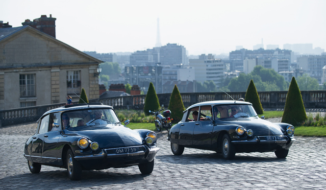 「前衛」と賞賛された名車、シトロエンDSの60周年を祝う｜Citroen & DS