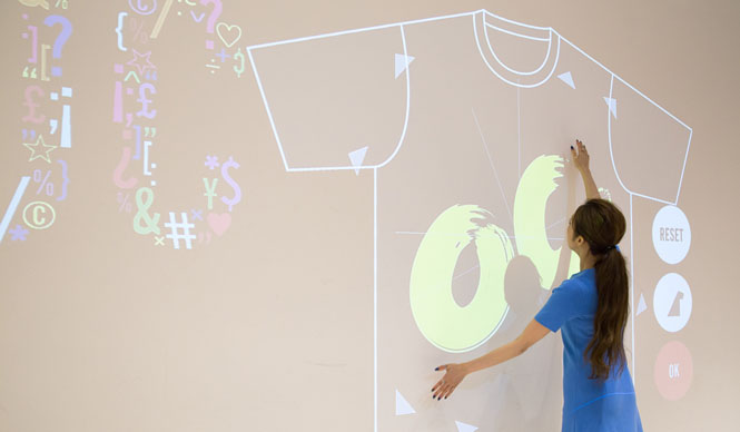オープニングセレモニー 大阪店の「Sketch Wall」で新体験を｜OPENING CEREMONY