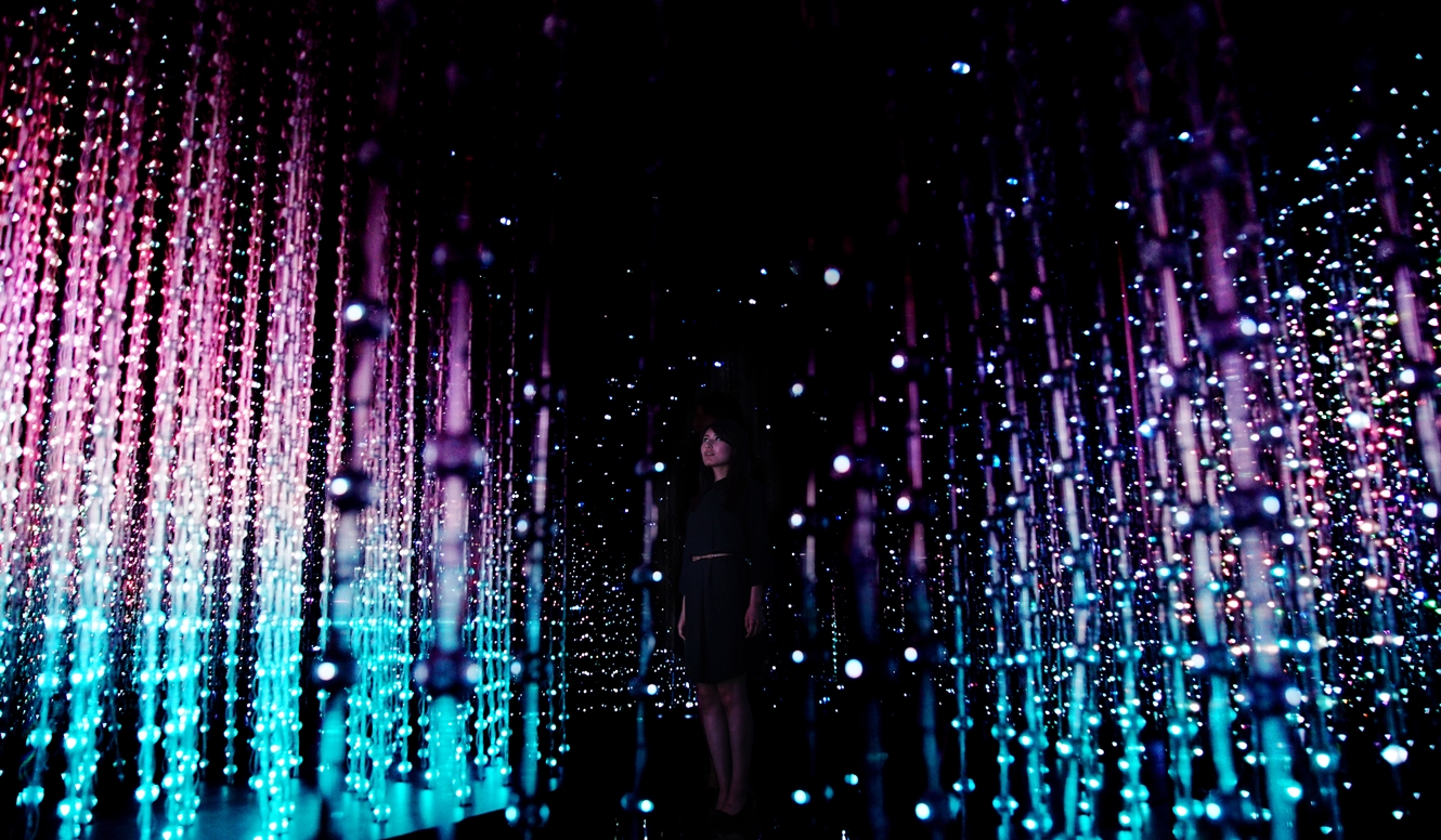 teamLab Presents New Exhibition: Walking Through a Universe of Light at POLA MUSEUM ANNEX