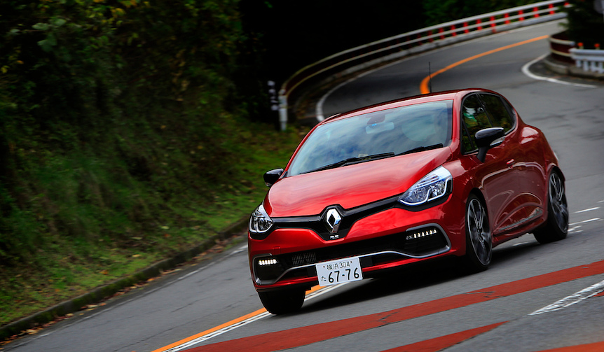 Test drive of the Renault Lutecia R.S. Trophy | RENAULT