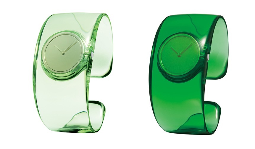 Formless as water, with the momentary brilliance of light | ISSEY MIYAKE WATCH