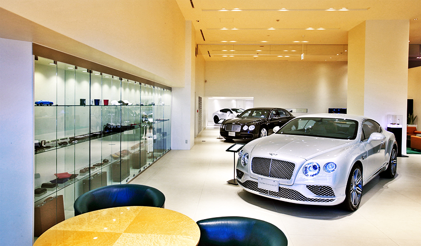 Acquiring the World's Foremost Driver's Car | BENTLEY