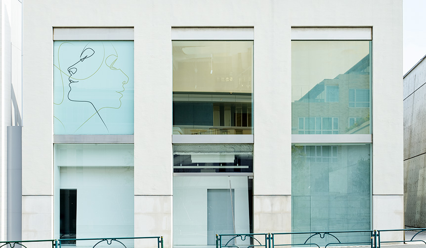 First arrival in Japan. A new self-discovery salon from Paris opens in Aoyama | THE BOOK
