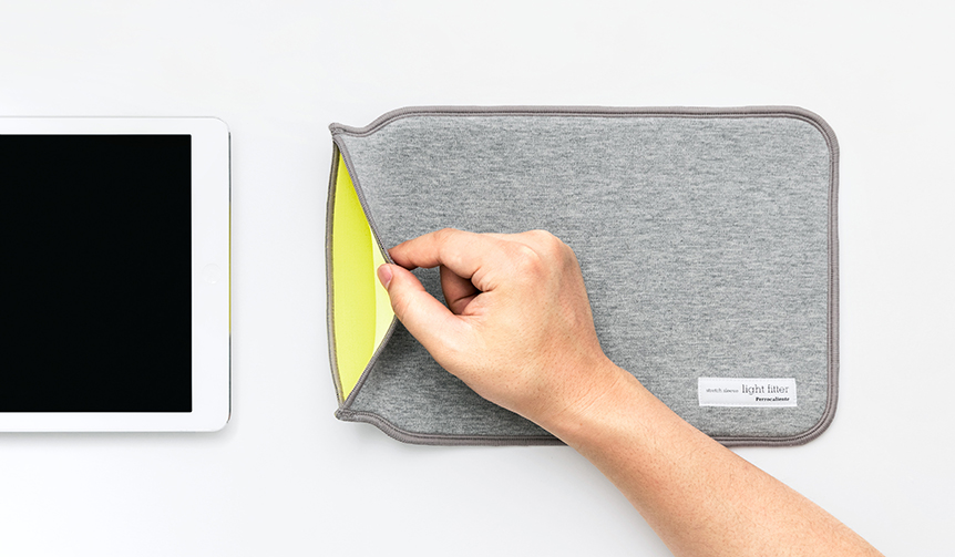 ウェットスーツの素材と独自の形状でiPadをしっかり保護｜PERROCALIENTE