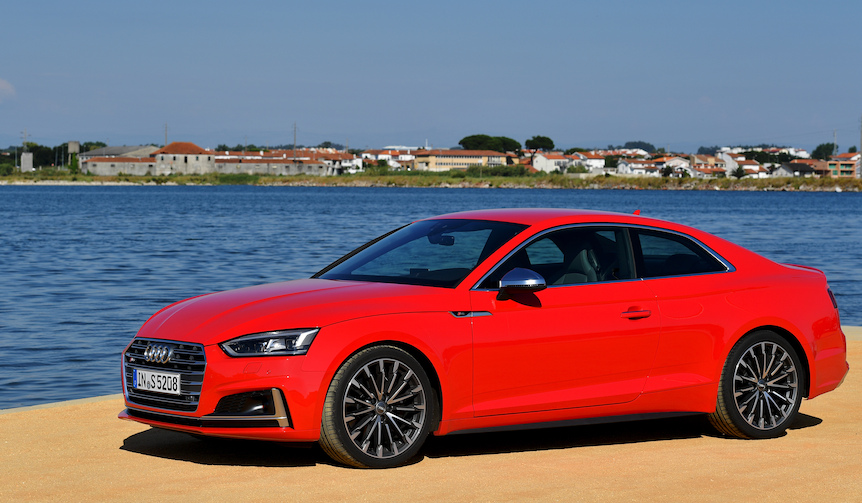 新型アウディ A5 & S5 クーペに試乗｜Audi