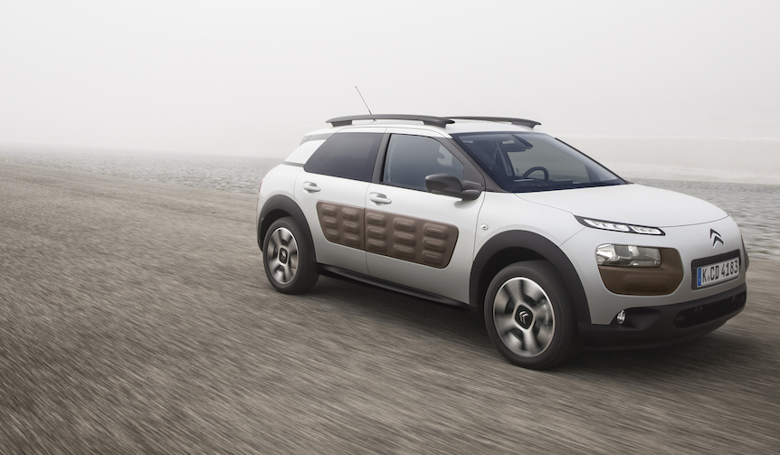 コンパクトクロスーオーバーのC4 カクタスが200台限定で日本上陸｜Citroen